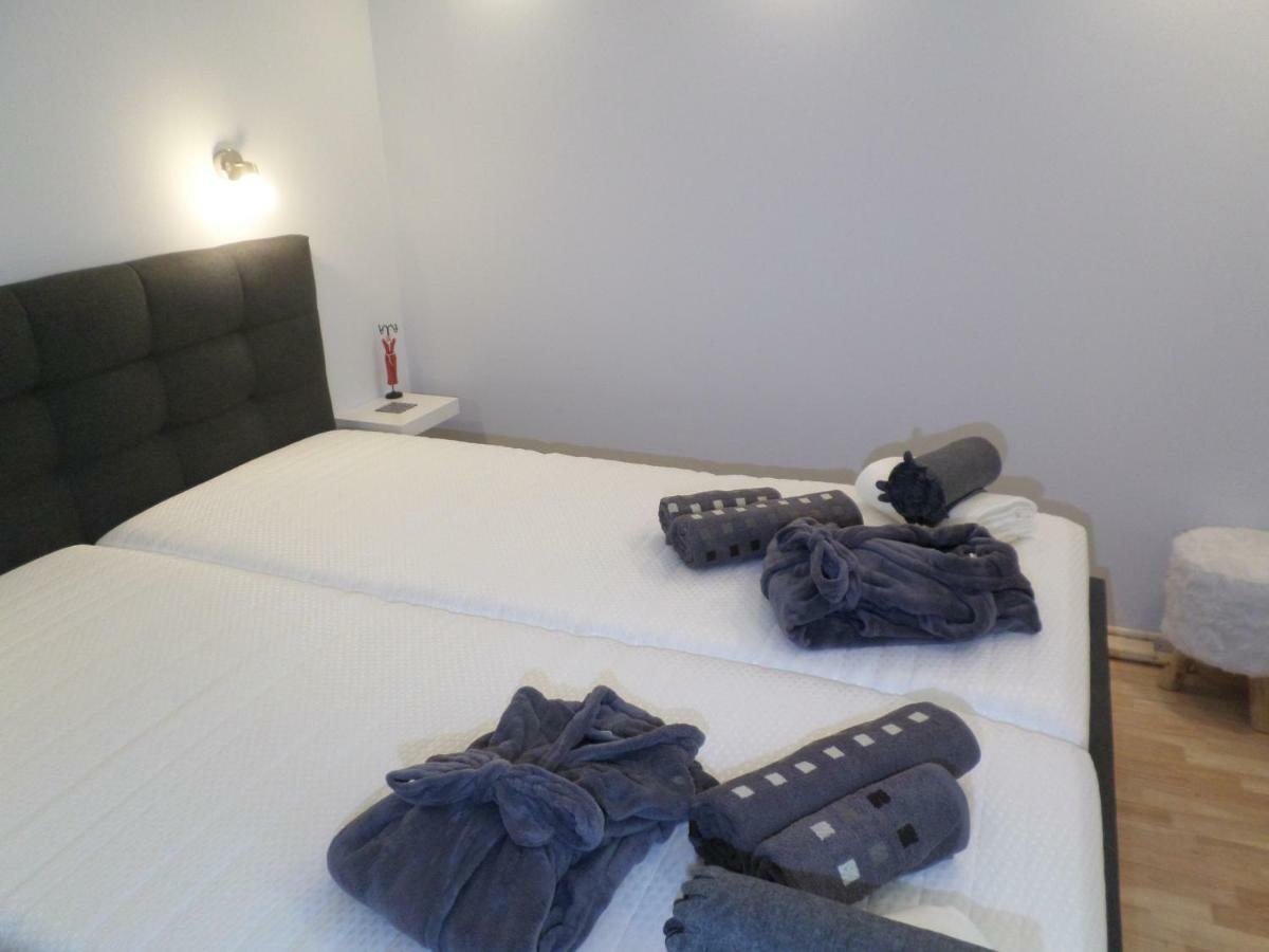 גלוקסבורג Ferienwohnung Daheimchen מראה חיצוני תמונה